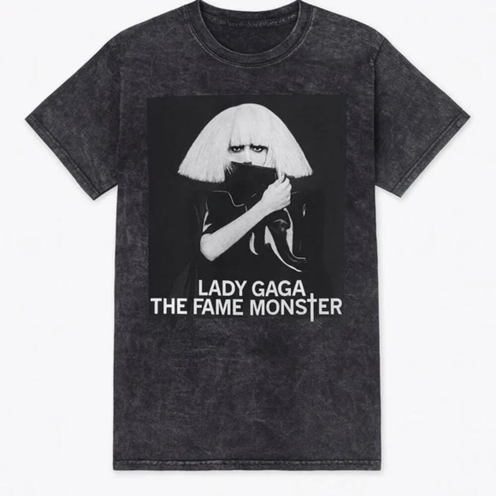 NWOT Adult 2XL Lady Gaga The Fame Monster Graphic Print Band T-Shirt